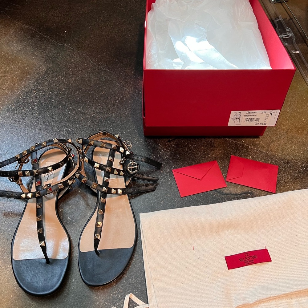 Gently used Valentino t strap gladiator sandals size 38 European!!